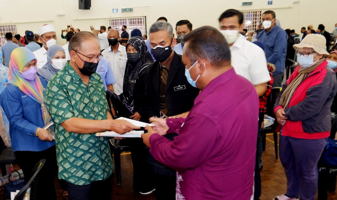 Keprihatinan, kecaknaan Tok Wan untuk bantu rakyat Pahang