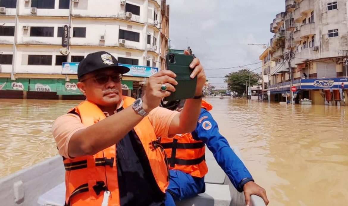 Kaedah ubahsuai cuaca boleh tangani banjir besar, kata Mohd Sharkar