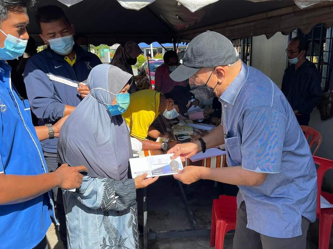 116 keluarga di Bilut dan Ketari terima bantuan banjir