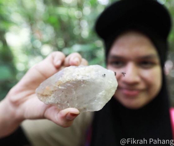 Batu kristal kuarza Ulu Cheka ada nilai