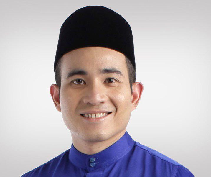 Shahril Hamdan letak jawatan Ketua Penerangan UMNO, minta Zahid berundur